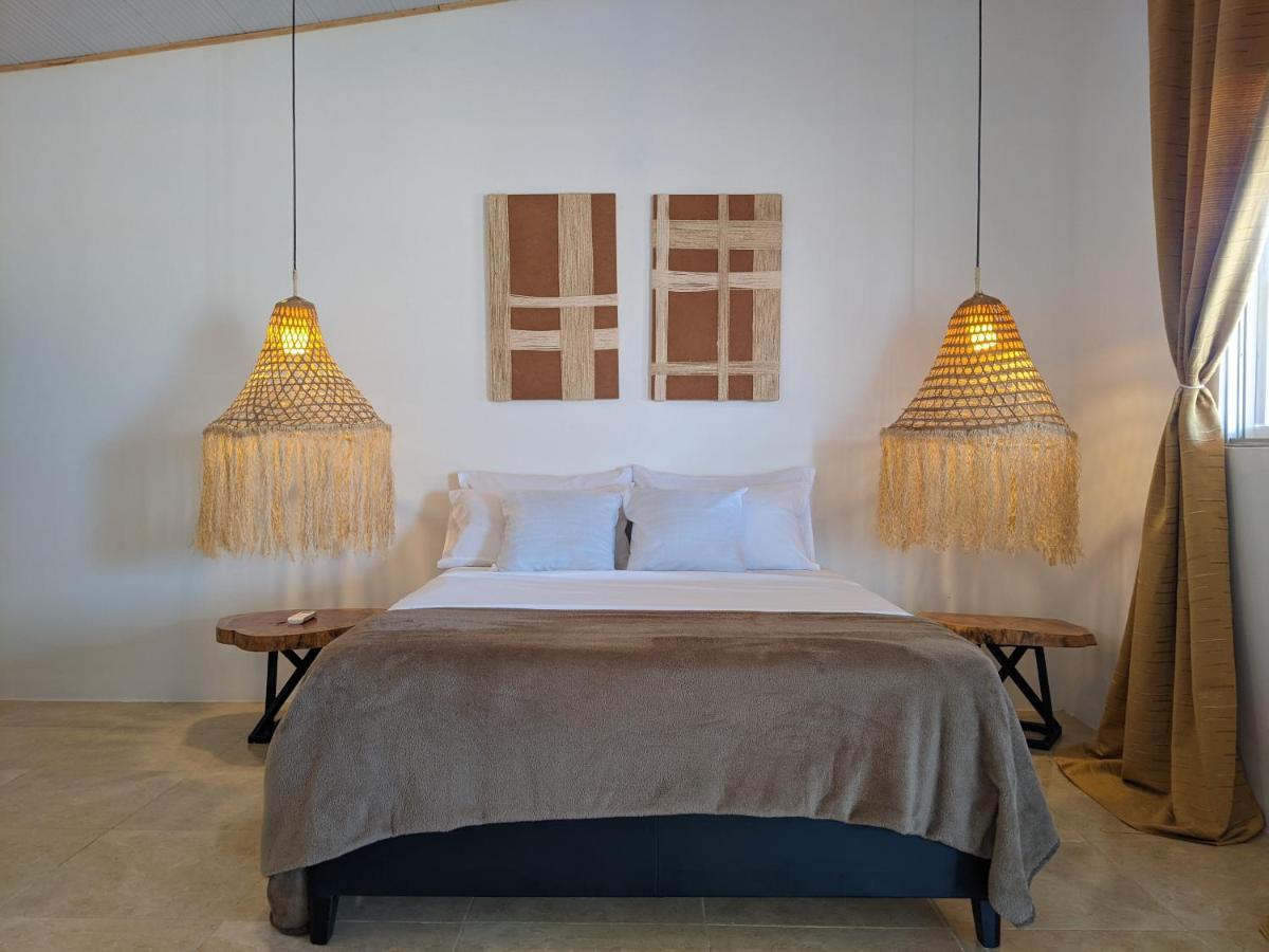 Aiwa Hotel Mayapo Luaran gambar