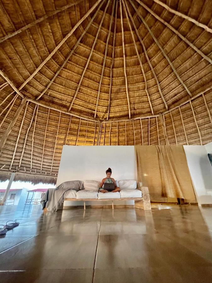 Aiwa Hotel Mayapo Luaran gambar