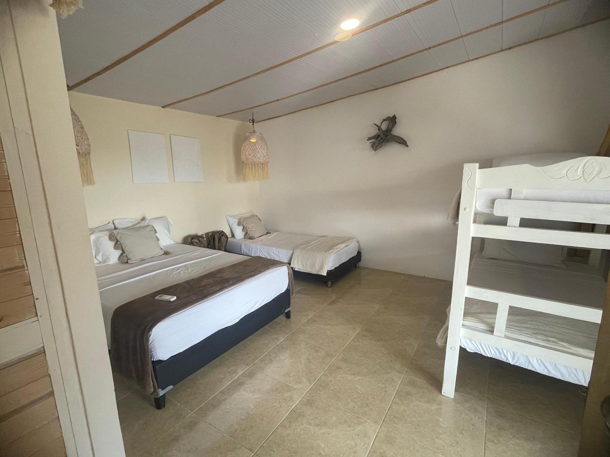 Aiwa Hotel Mayapo Luaran gambar